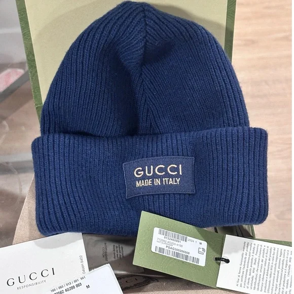 💯😍🆕Authentic 2024 UNISEX GUCCI Logo Patch Ribbed Knit Wool Beanie - Picture 1 of 15